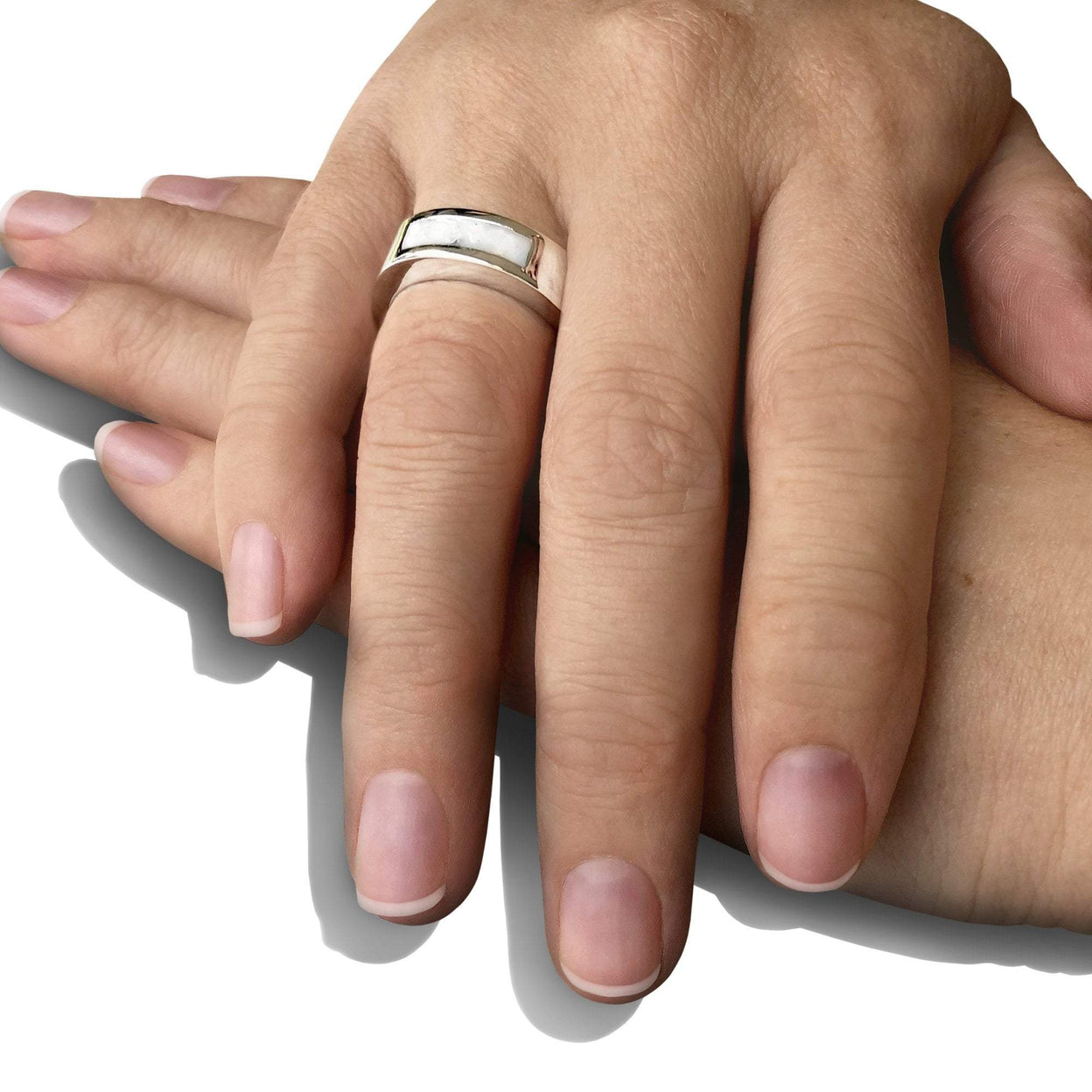 Load image into Gallery viewer, EverWith Unisex Pure Memorial Ashes Ring